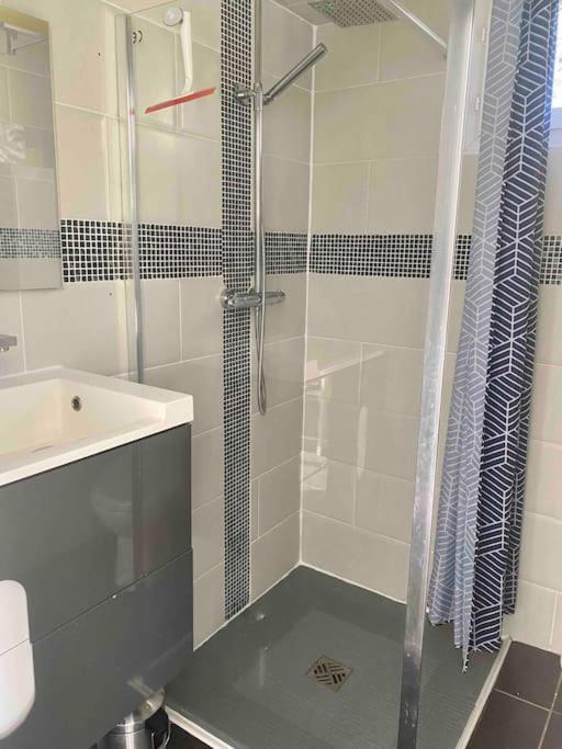 Appartement 2-4 Pers. Piscine, Entre Aix Et Cassis La Destrousse エクステリア 写真
